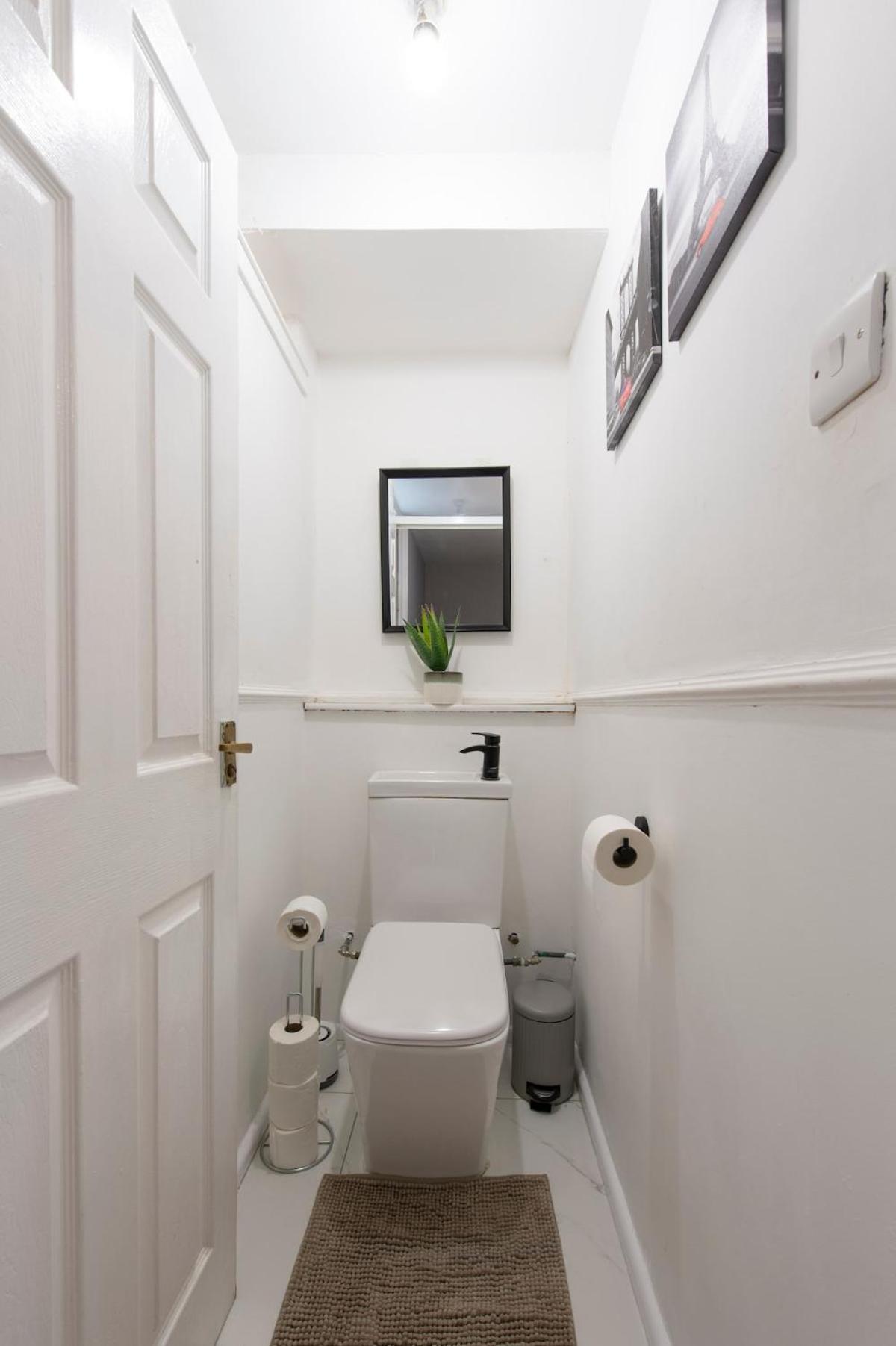 Lovely 2-Bed 20 Mins To Central Londra Exterior foto